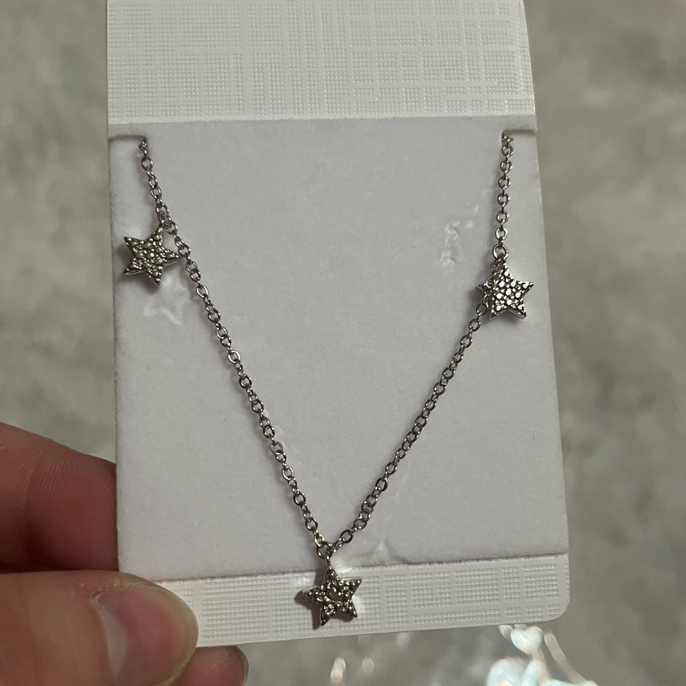 Silver Star Charm Necklace NWOT - Picture 6 of 8